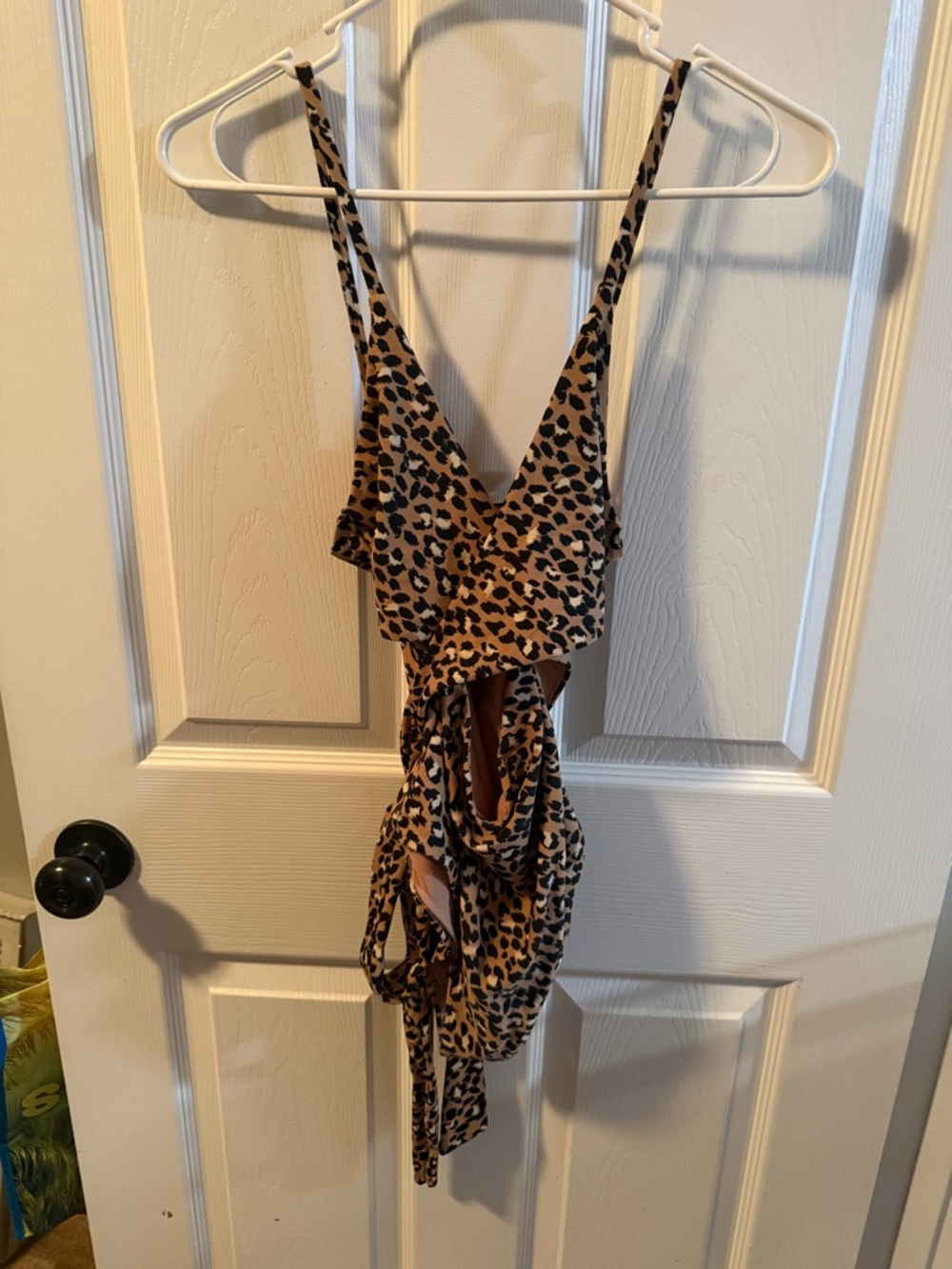 Aerie Leopard Print Full Coverage Wrap Bathing Suit Women’s Size Medium - Picture 2 of 4